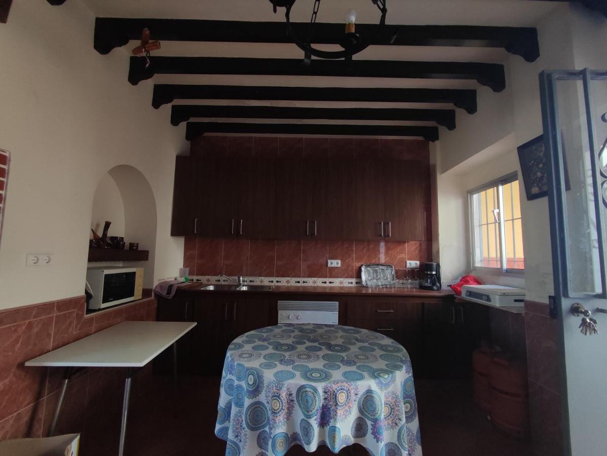 Alojamiento Rural Huerta Mandre Cuevas del Becerro Exterior foto